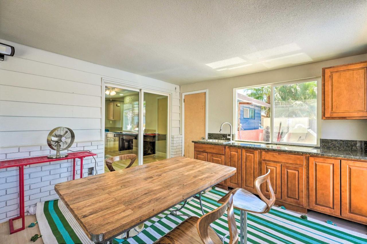 Vegas Getaway With Patio About 3 Mi To Strip! Holiday home *